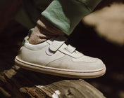 SUKI GRIS (velcro extra mostaza y stickers 🎁)