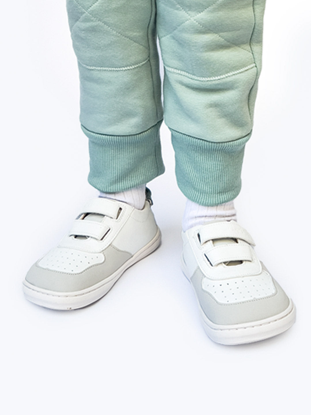 SUKI GRIS (velcro extra mostaza y stickers 🎁)