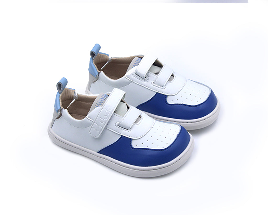 SUKI SKY (velcro extra celeste y stickers 🎁)