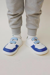 SUKI SKY (velcro extra celeste y stickers 🎁)