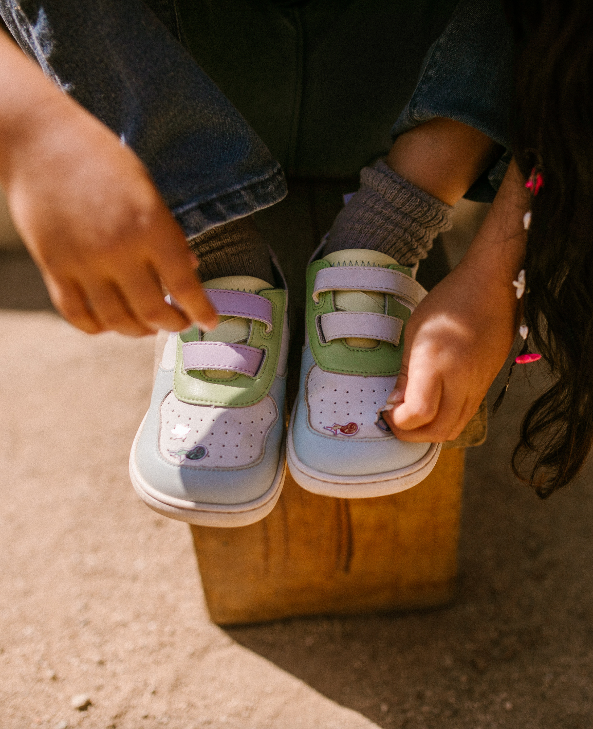 SUKI RAINBOW  (velcros extra lila y stickers de 🎁)