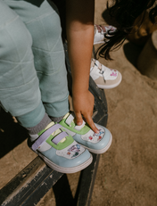 SUKI RAINBOW  (velcros extra lila y stickers de 🎁)