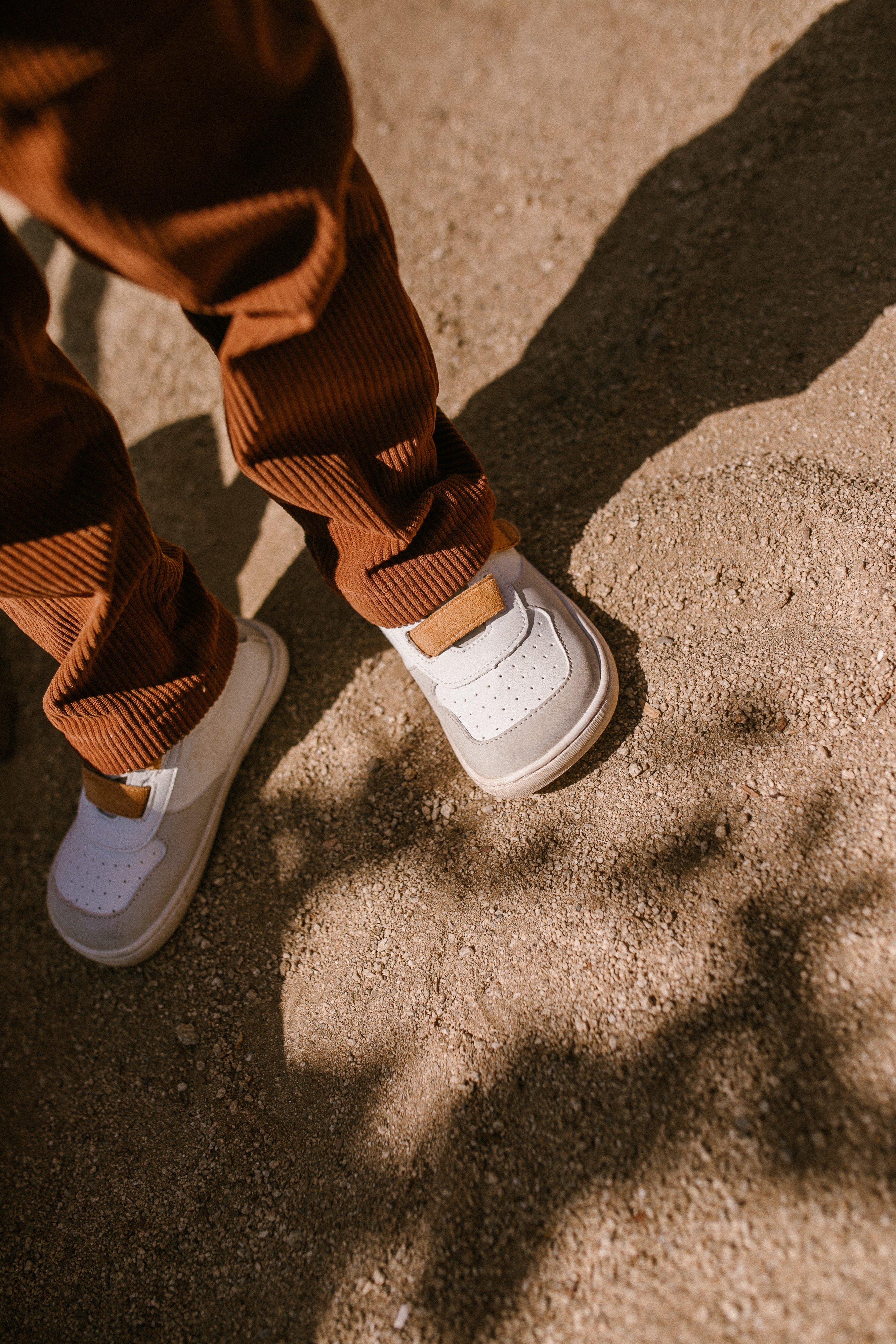 SUKI GRIS (velcro extra mostaza y stickers de 🎁)