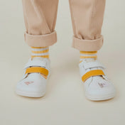 doda-pumo-blanco-zapatilla-barefoot-infantil-enuso2