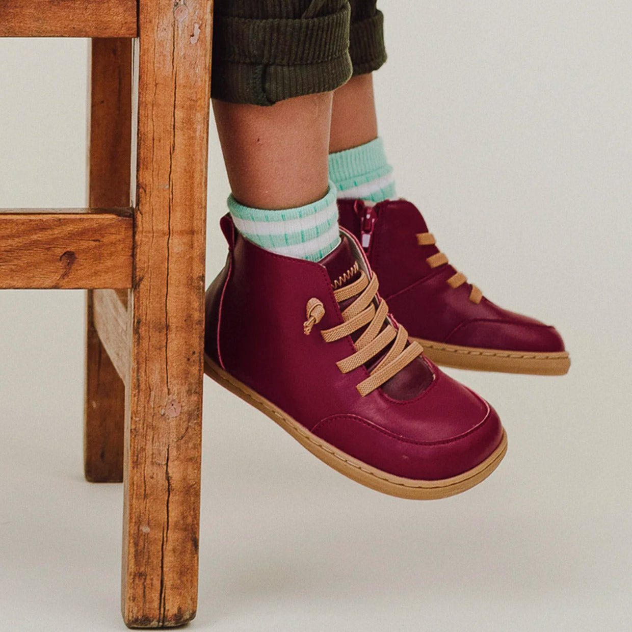 RUMI TINTO | BOTÍN BAREFOOT KIDS (stickers 🎁)
