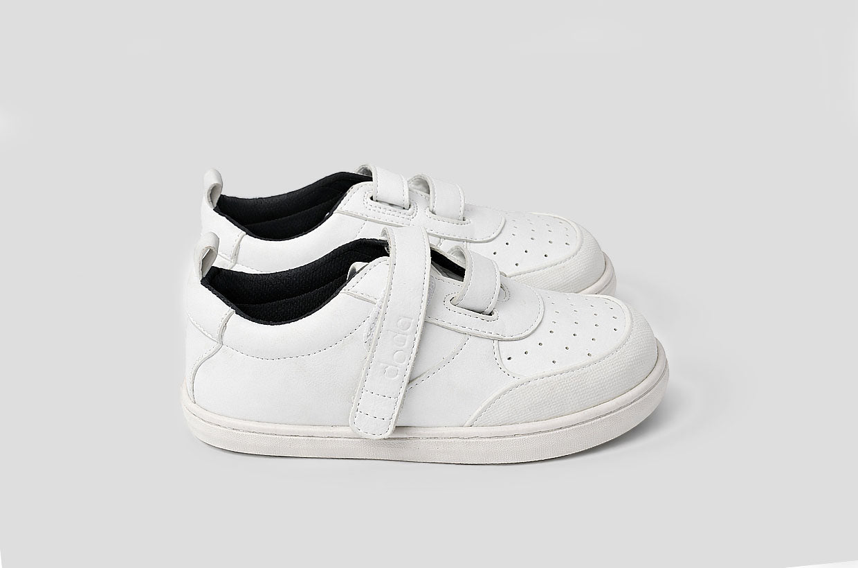 SUKI SCHOOL ♻️  PUNTERA PLÁSTICA REFORZADA (velcro extra gris y stickers de 🎁)