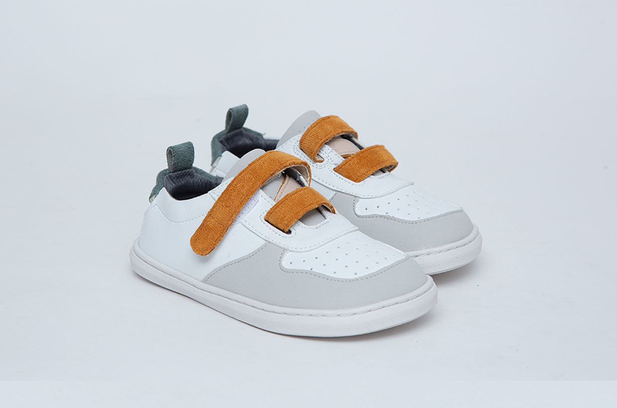 SUKI GRIS (velcro extra mostaza y stickers de 🎁)