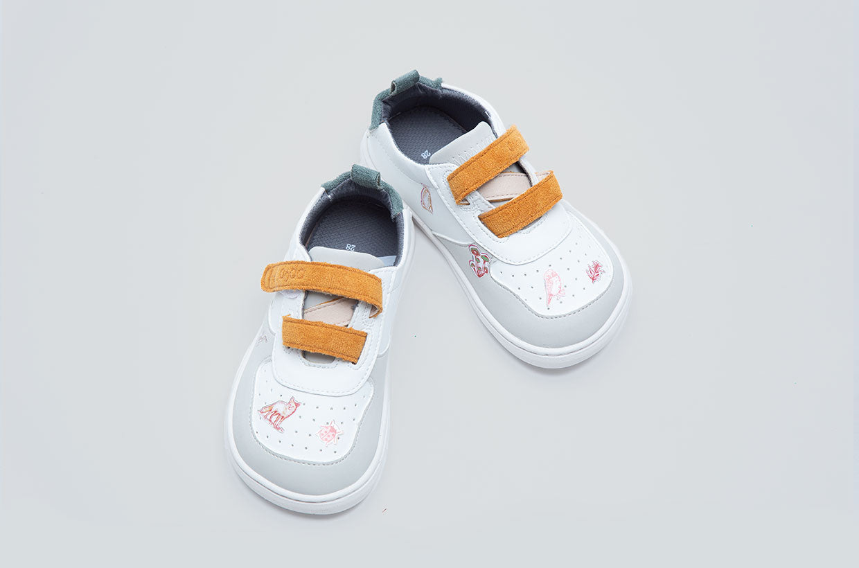 SUKI GRIS (velcro extra mostaza y stickers de 🎁)