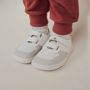SUKI GRIS | ZAPATILLA BAREFOOT KIDS (velcros extra en mostaza + stickers de 🎁)