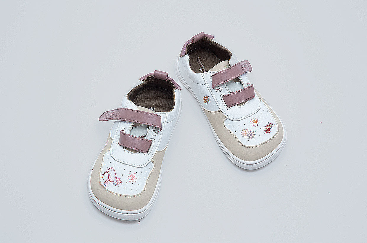 SUKI ARENA (velcros extra burdeo y stickers de 🎁)