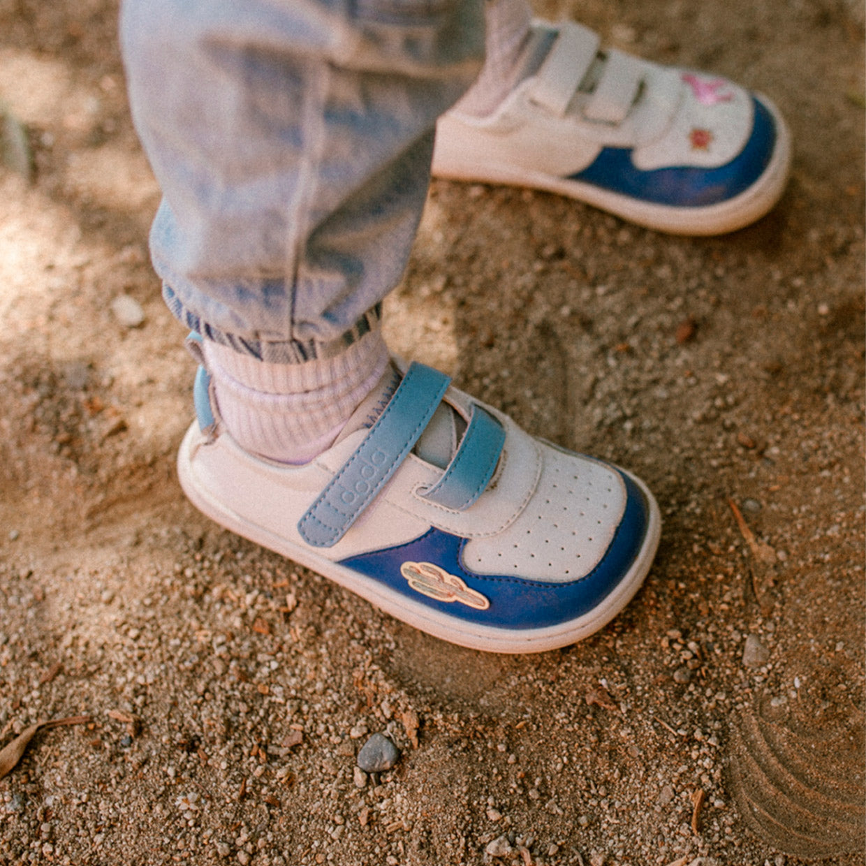 doda-suki-azul-zapatilla-barefoot-infantil-enuso