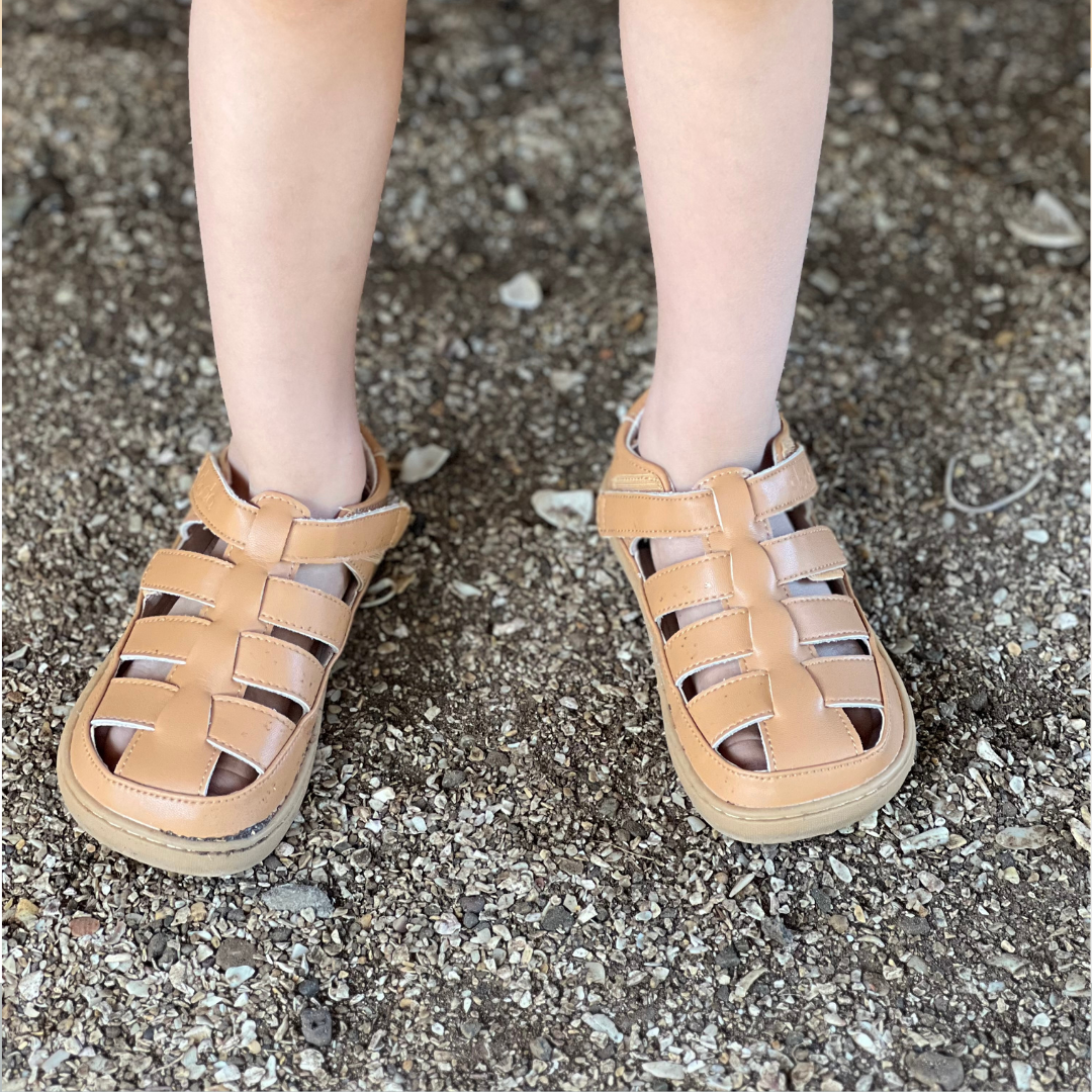 FILI CAMEL (velcro extra amarillo, plantilla y stickers 🎁)