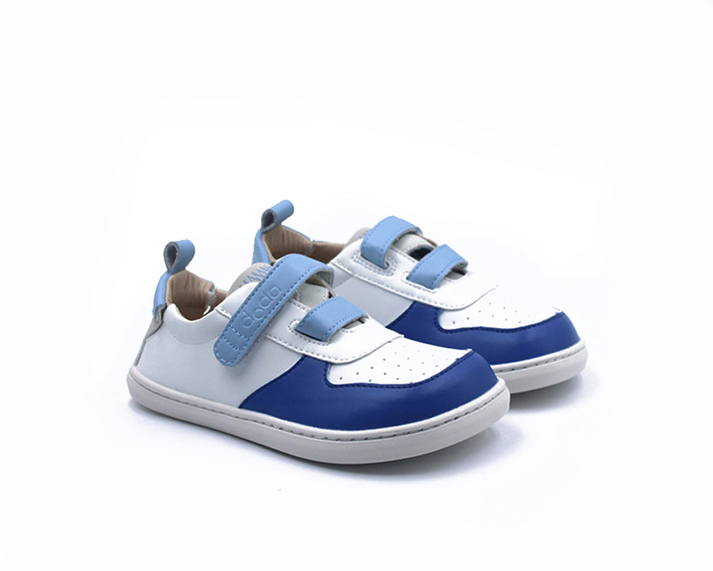SUKI SKY (incluye velcro strap color celeste y stickers para customizar de 🎁)